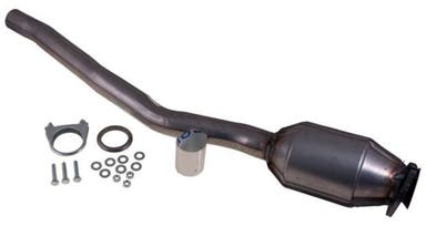 Catalytic converter for Volvo 240 with mounting parts