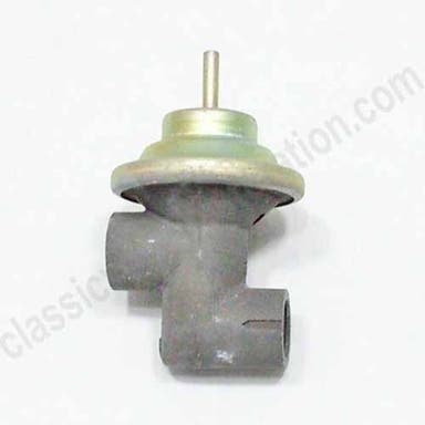 EGR valve for Volvo 1800E, 1800ES, 140, 164
