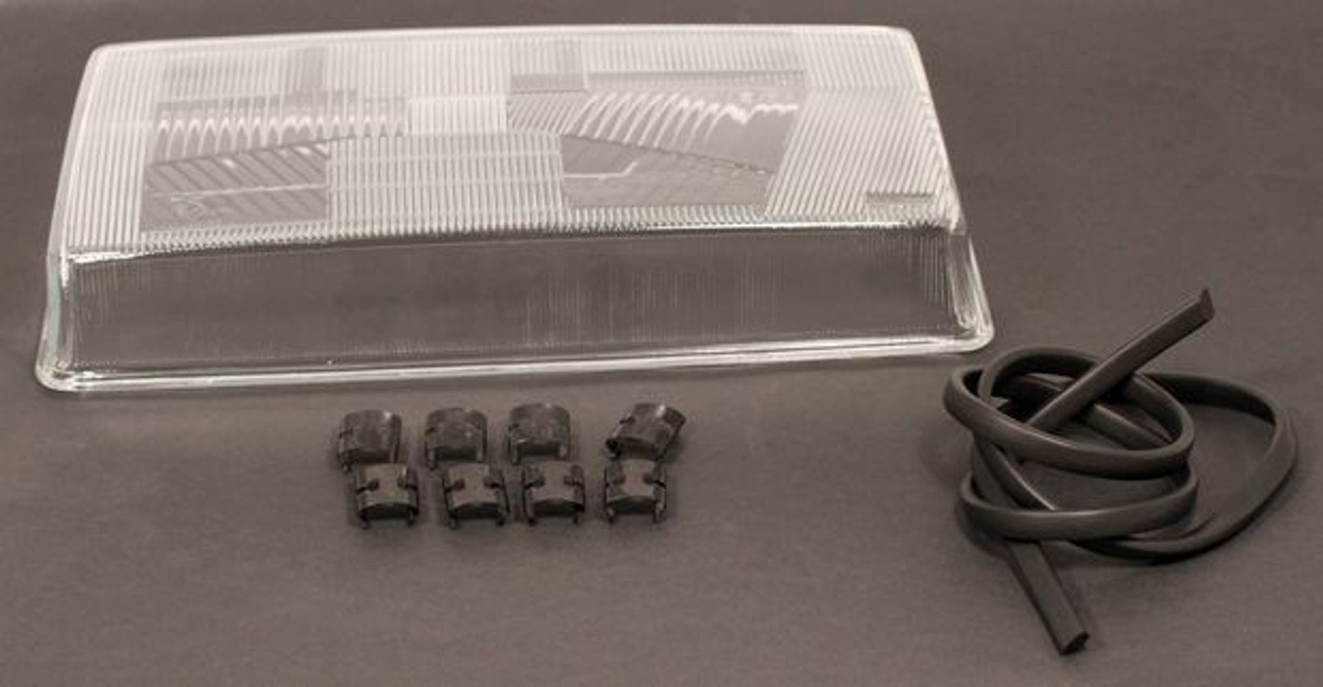 Headlight glass for Volvo 240, 260, 262, 240 1981-93, left