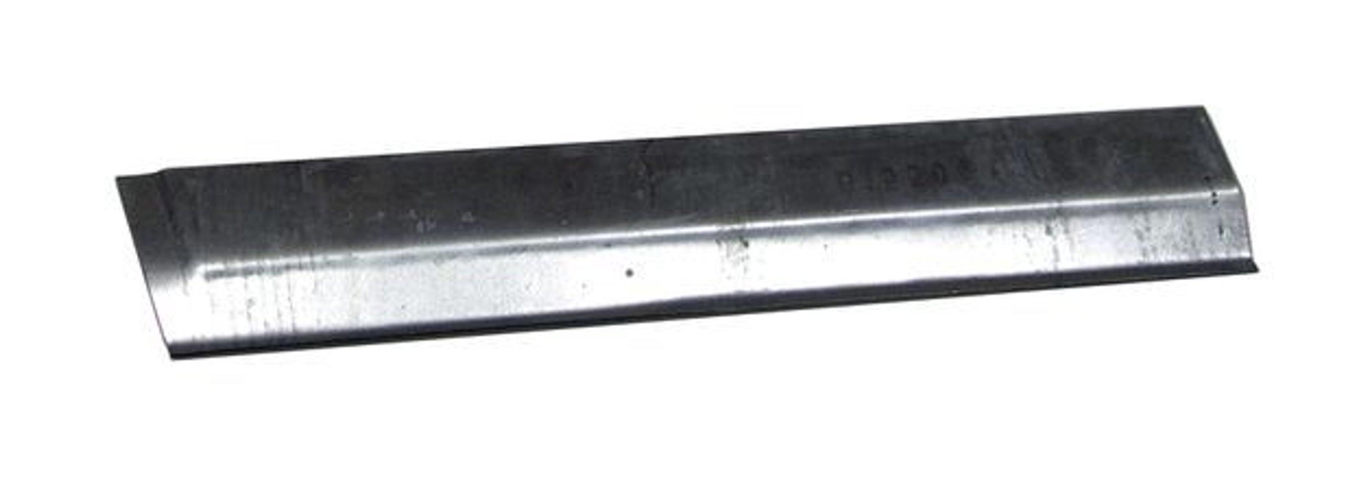 Sheet metal behind rear fender for Volvo 140, 164, right