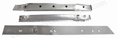 Bottom swell for Volvo 1800, left